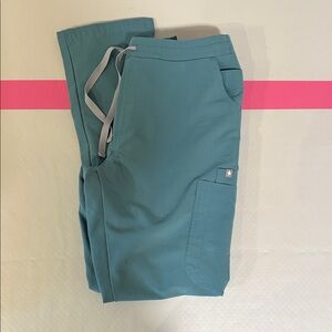 Figs hydrogreen scrub pant